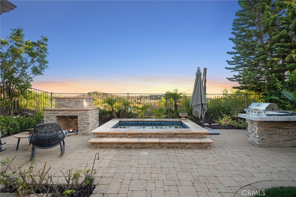 Private backyard offers a comfortable setting for outdoor enjoyment - 23 Via Cristobal, San Clemente CA 92673 - photo 3