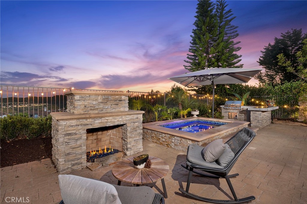 Peaceful outdoor retreat surrounded by attractive landscaping - 23 Via Cristobal, San Clemente CA 92673 - photo 7