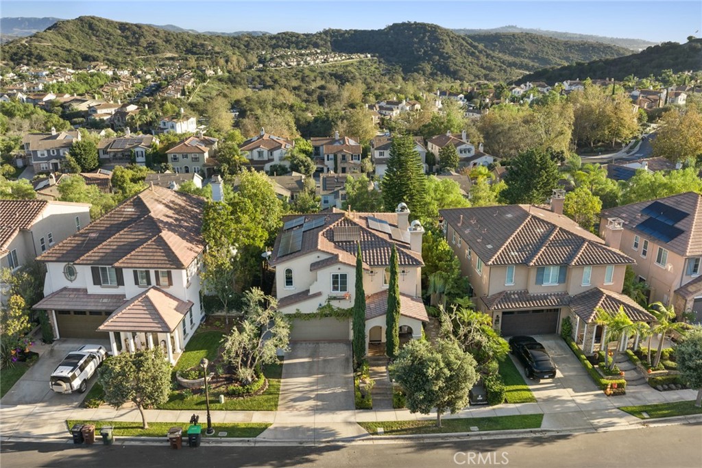 Elevated perspective displays the property, neighborhood and surrounding scenery - 23 Via Cristobal, San Clemente CA 92673 - photo 34