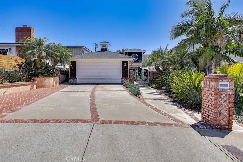 231 Avenida Princesa, San Clemente