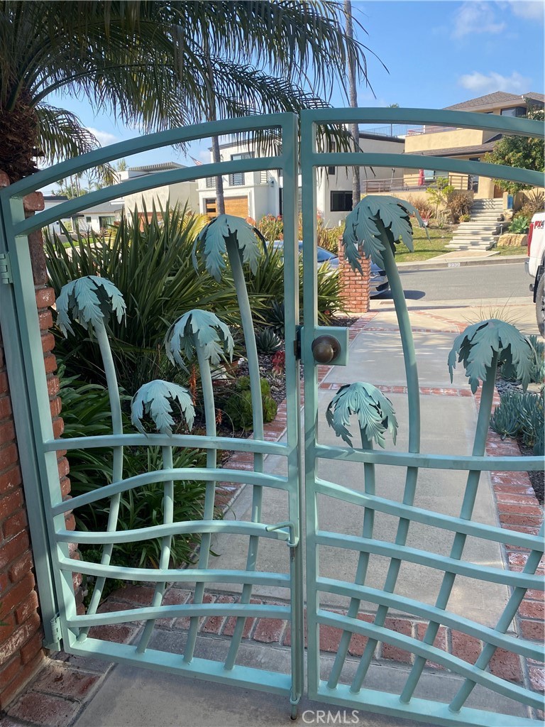 Front Gate - 231 Avenida Princesa, San Clemente CA 92672 - photo 4