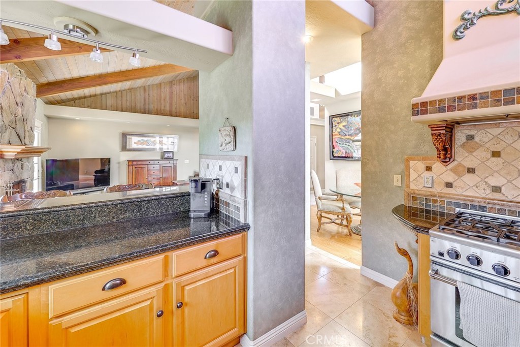 kitchen looking out to dining hall - 231 Avenida Princesa, San Clemente CA 92672 - photo 17