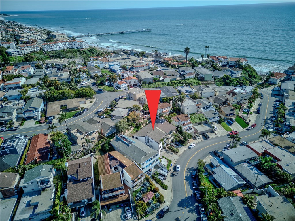 8 doors from World Renown Pro Surf spots - 231 W Escalones A, San Clemente CA 92672 - photo 1