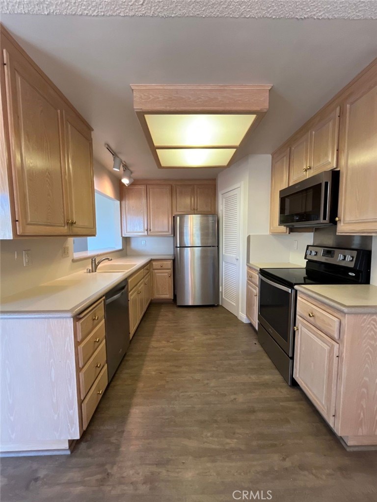 235 Avenida Lobeiro 113, San Clemente CA 92672 - photo 5
