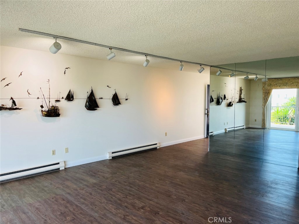 235 Avenida Lobeiro 113, San Clemente CA 92672 - photo 10