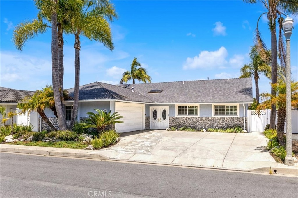 Front of home. - 235 Via San Andreas, San Clemente CA 92672 - photo 1