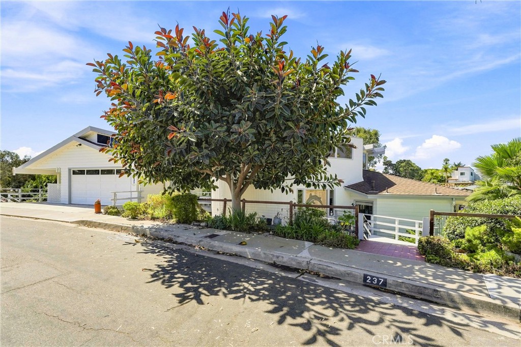 237 W Avenida Alessandro, San Clemente CA 92672 - photo 10