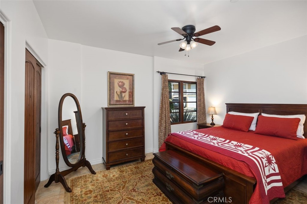 Primary bedroom. - 240 Avenida Rosa B, San Clemente CA 92672 - photo 21