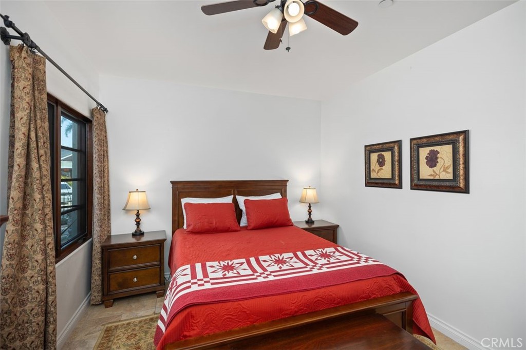 Primary bedroom. - 240 Avenida Rosa B, San Clemente CA 92672 - photo 22