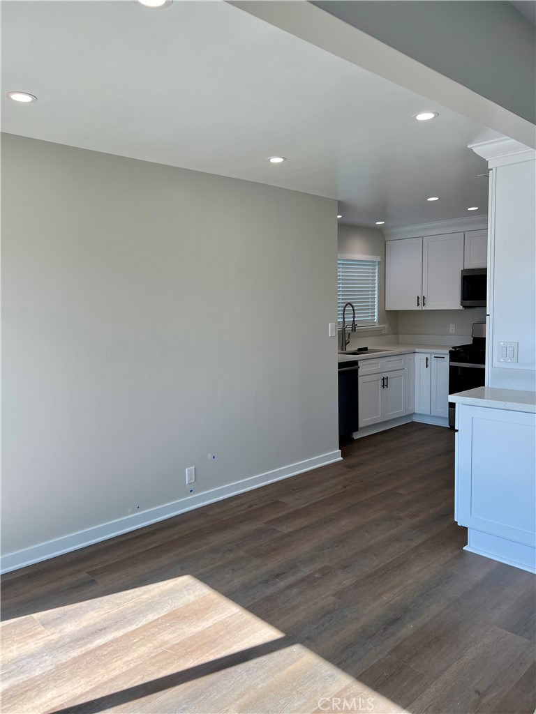 Eating area/ Kitchen - 240 W El Portal B, San Clemente CA 92672 - photo 5