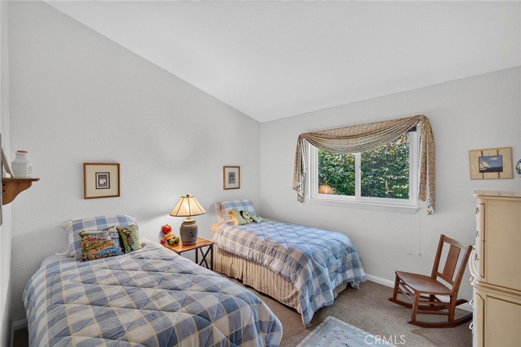 Bedroom #3 with two twin beds - 2403 Calle Monte Carlo, San Clemente CA 92672 - photo 31