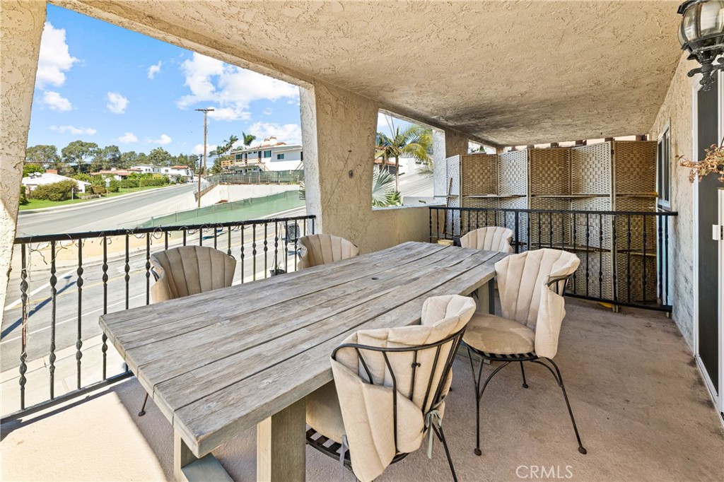 241 Avenida Serra, San Clemente CA 92672 - photo 30