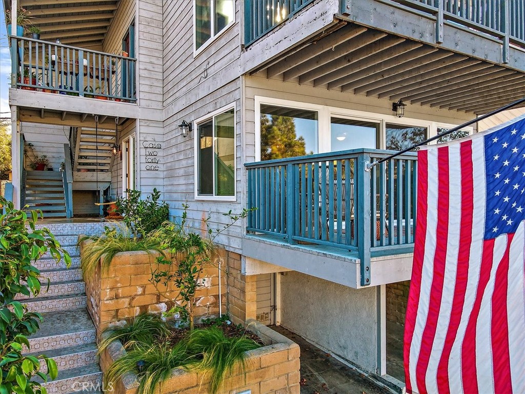 241 W El Portal A, San Clemente CA 92672 - photo 2