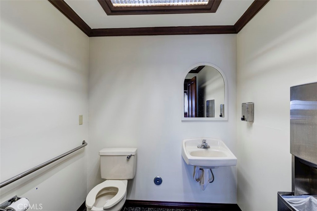 2449 S El Camino Real, San Clemente CA 92672 - photo 12