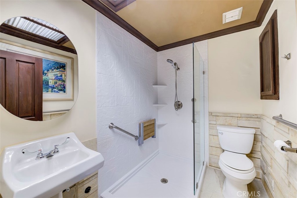 2449 S El Camino Real, San Clemente CA 92672 - photo 16