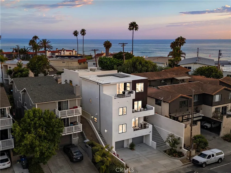 245 W El Portal B, San Clemente, CA 92672