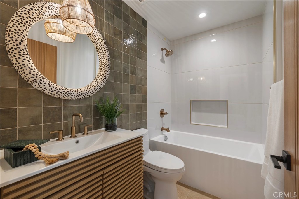 245 W El Portal B, San Clemente CA 92672 - photo 23