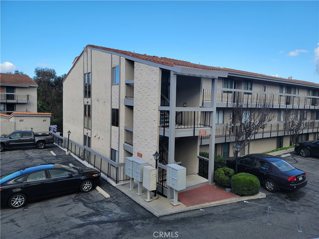 Top floor, end unit. Lots of sunlight throughout - 2490 S Ola 21, San Clemente CA 92672 - photo 1