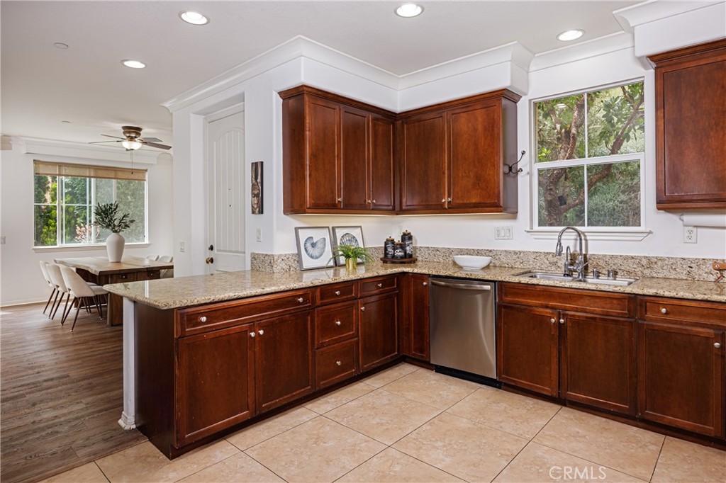 25 Corte Garrucha, San Clemente CA 92673 - photo 6