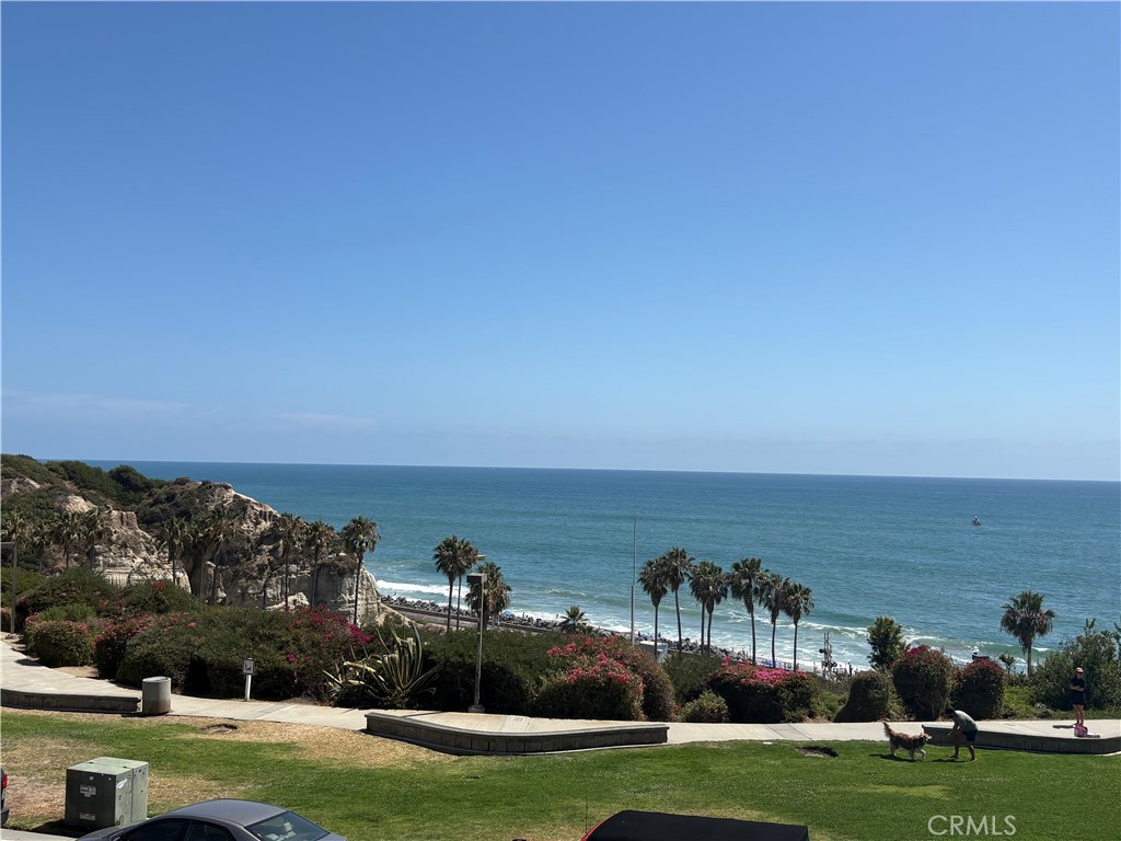 Park located across street has beach access - 250 Avenida Lobeiro E, San Clemente CA 92672 - photo 7