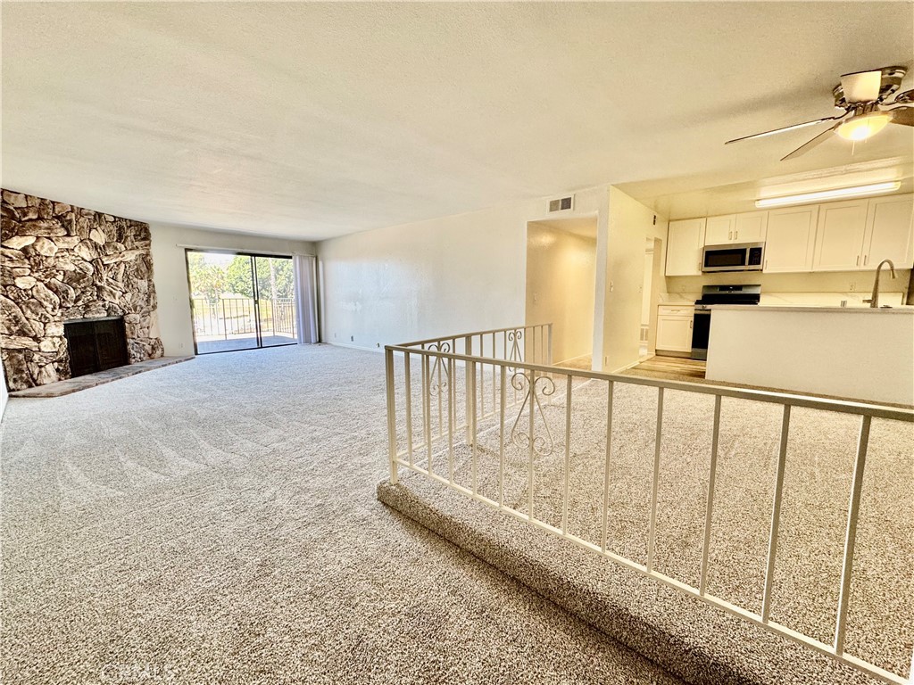 2501 S El Camino Real 203, San Clemente CA 92672 - photo 3