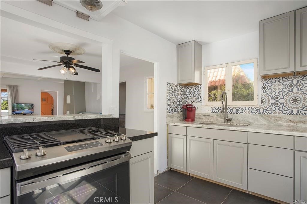 251 Avenida Del Mar A, San Clemente CA 92672 - photo 2