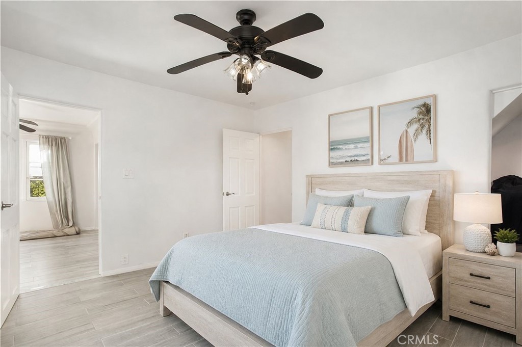 Main unit secondary bedroom - 251 Avenida Del Mar, San Clemente CA 92672 - photo 3