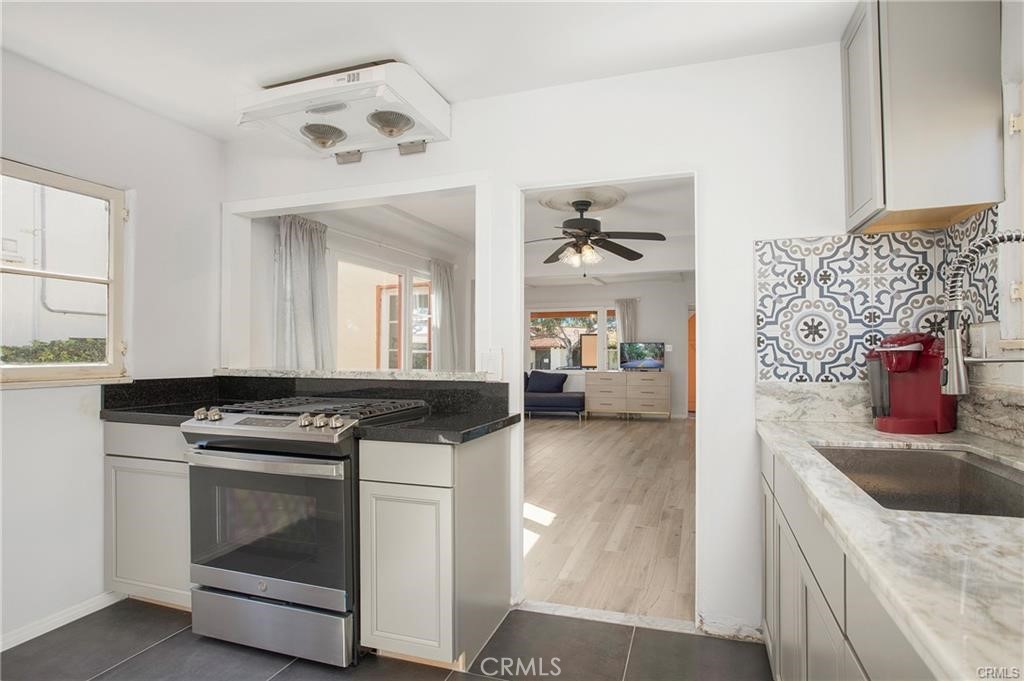 251 Avenida Del Mar, San Clemente CA 92672 - photo 4