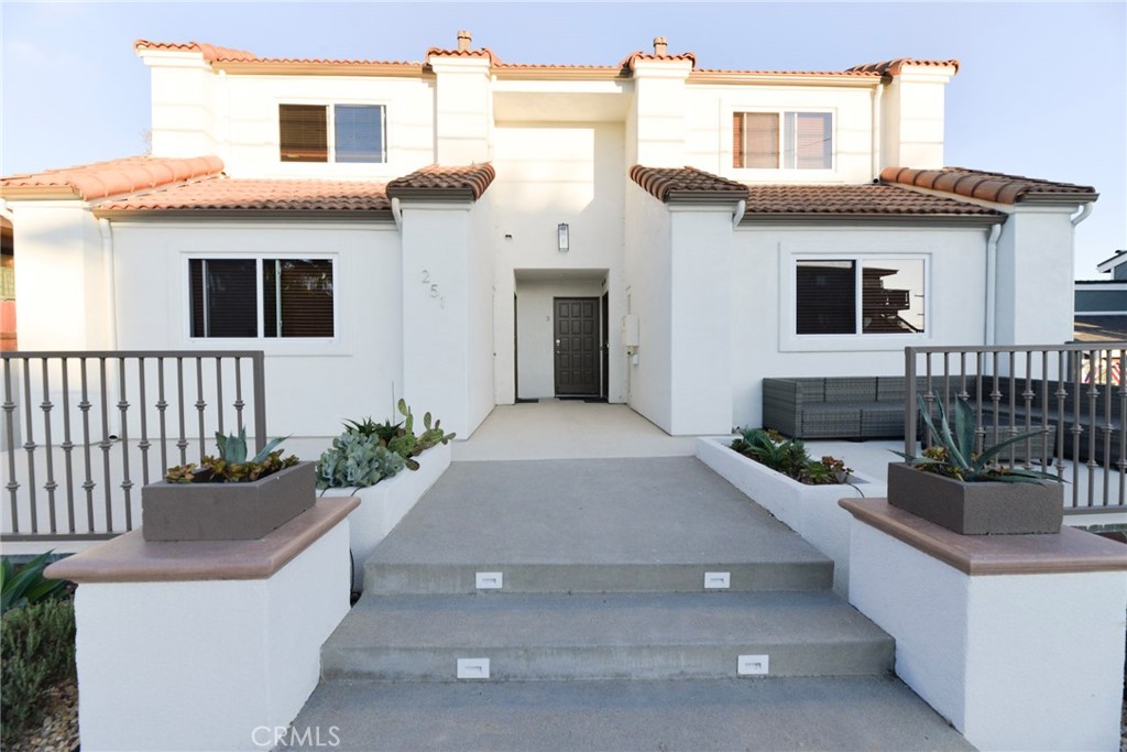 251 Avenida Madrid 1, San Clemente CA 92672 - photo 1