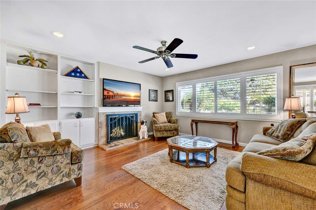 Welcome Home! - 255 Monte Vista 11, San Clemente CA 92672 - photo 1