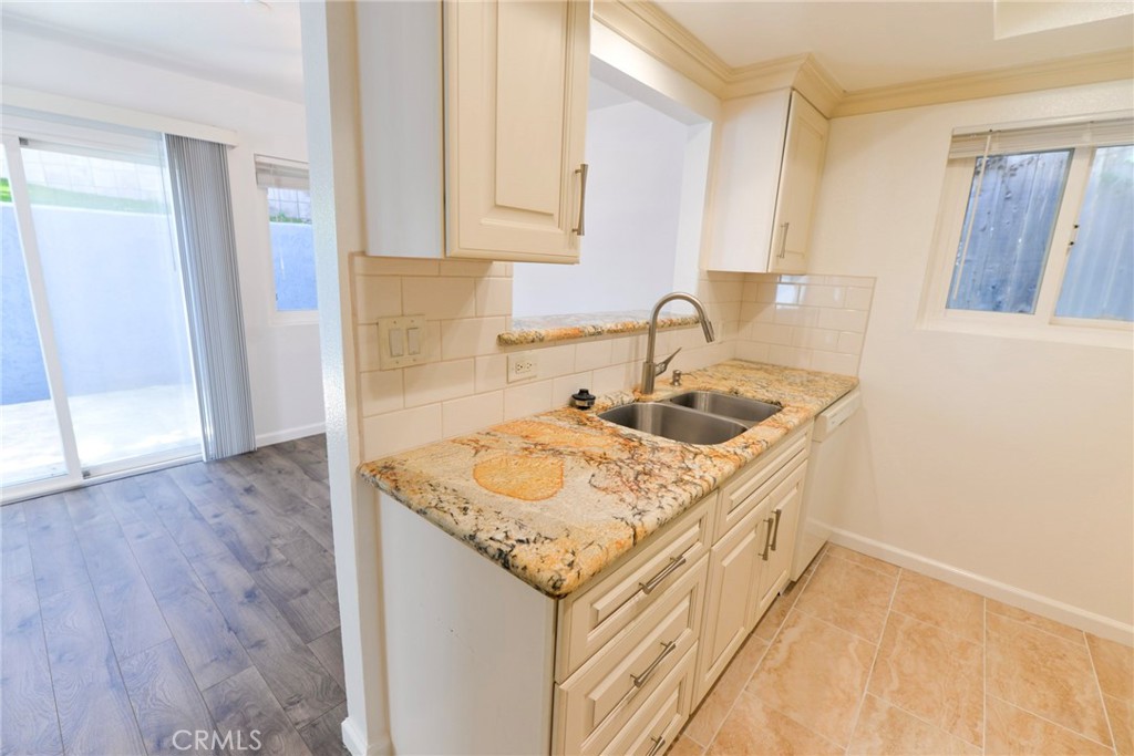 257 Avenida Victoria A, San Clemente CA 92672 - photo 9