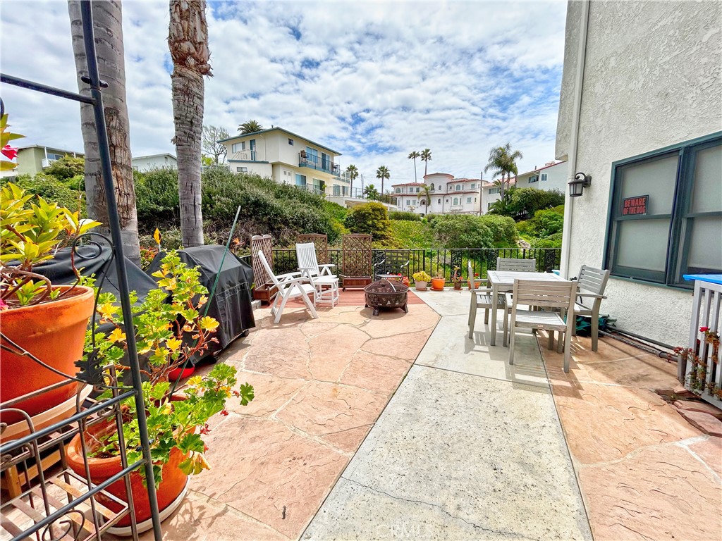 258 W Escalones 6R, San Clemente CA 92672 - photo 9