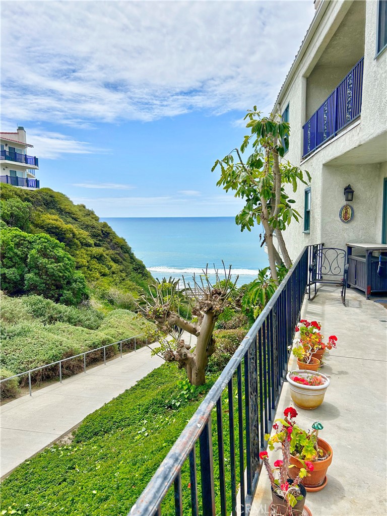 258 W Escalones 6R, San Clemente CA 92672 - photo 19