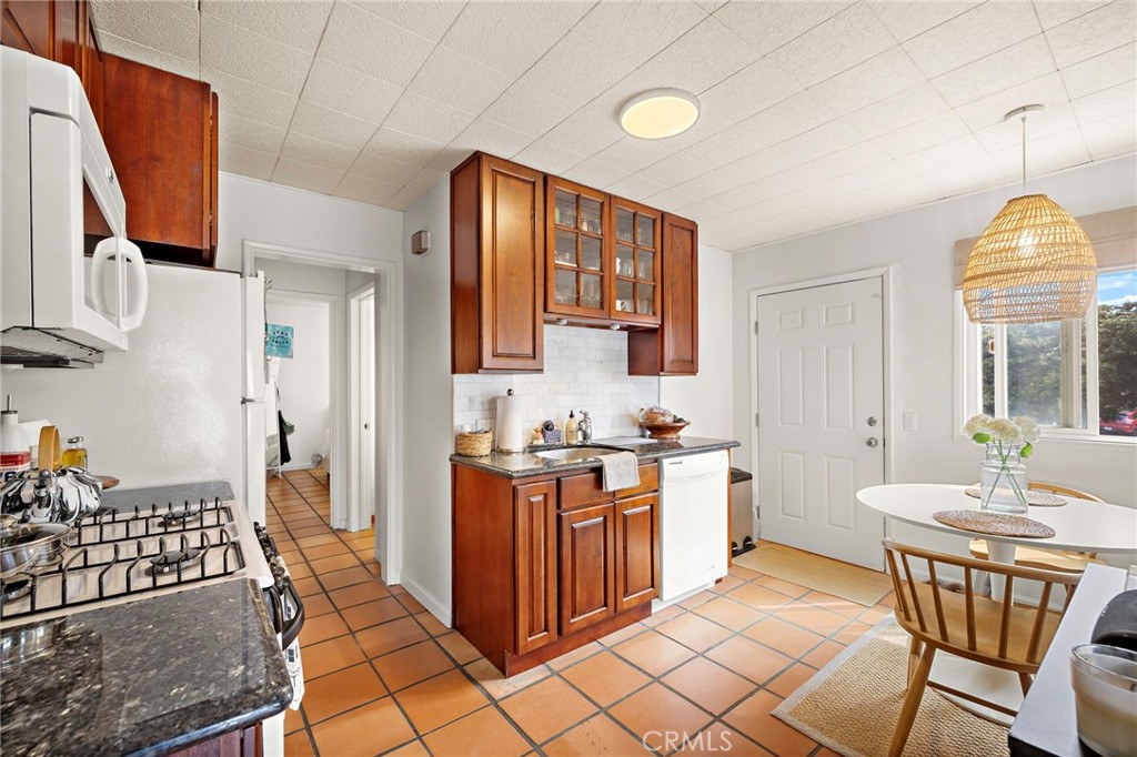 Front 1bd/1ba unit - 261 Avenida Granada, San Clemente CA 92672 - photo 23