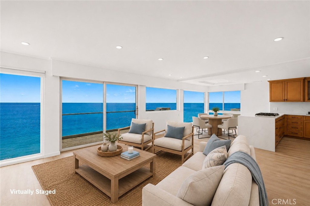 Virtually staged - 267 Avenida Lobeiro E, San Clemente CA 92672 - photo 3