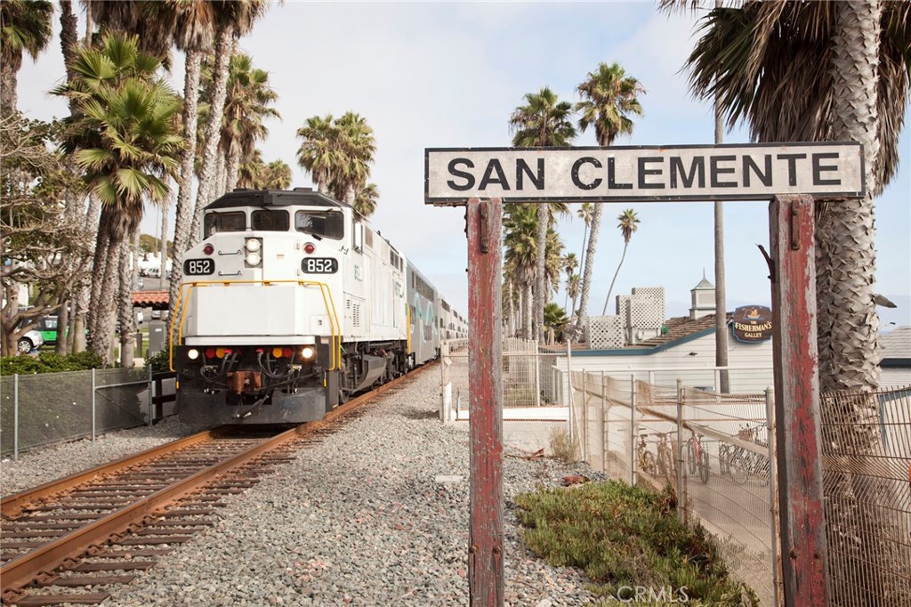San Clemente lifestyle shot - 267 Avenida Lobeiro E, San Clemente CA 92672 - photo 44