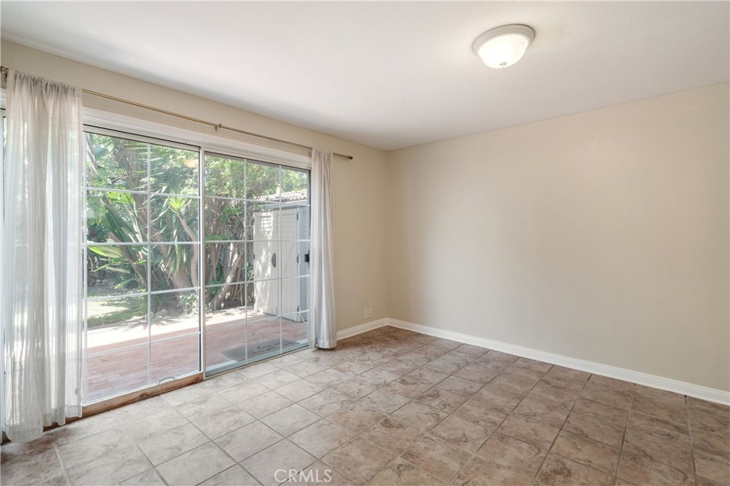 Living rooom - 2707 S El Camino Real, San Clemente CA 92672 - photo 14