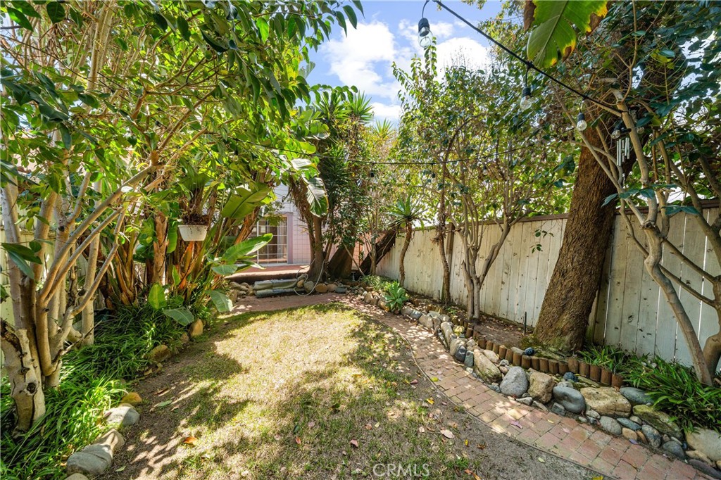 Front yard with mature trees - 2707 S El Camino Real, San Clemente CA 92672 - photo 24