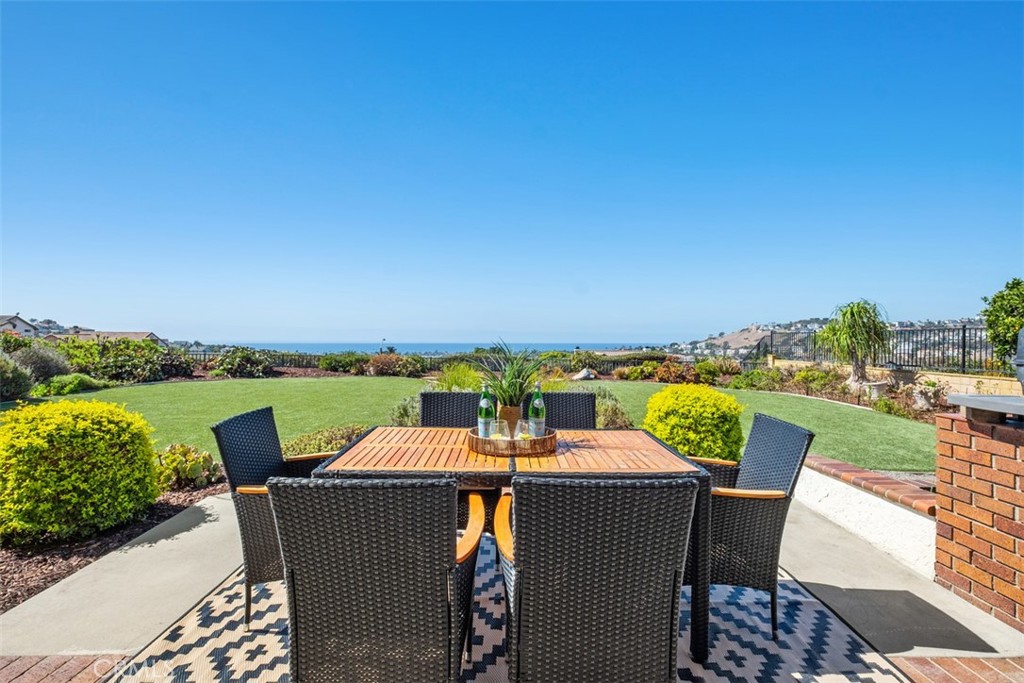 Private ocean view backyard - 2850 Calle Esteban, San Clemente CA 92673 - photo 3