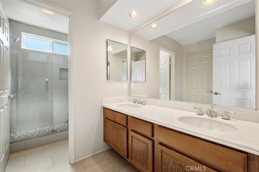 Jack and Jill bathroom - 2850 Calle Esteban, San Clemente CA 92673 - photo 31