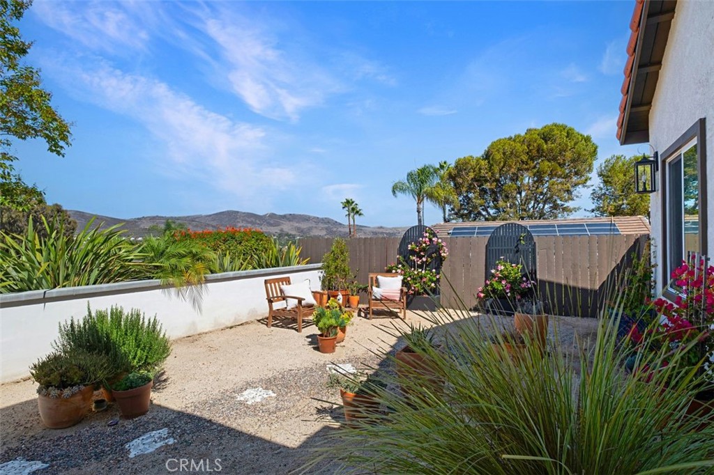 Front courtyard - 2886 Calle Heraldo, San Clemente CA 92673 - photo 6