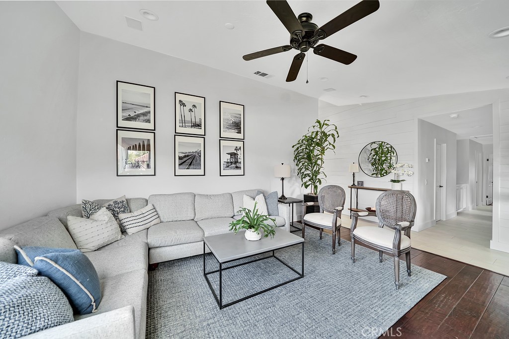 Family Room - 2897 Calle Heraldo, San Clemente CA 92673 - photo 3