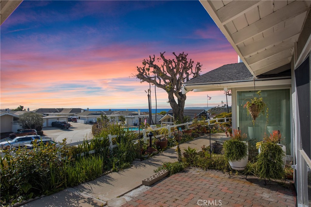 305 Camino San Clemente, San Clemente CA 92672 - photo 1
