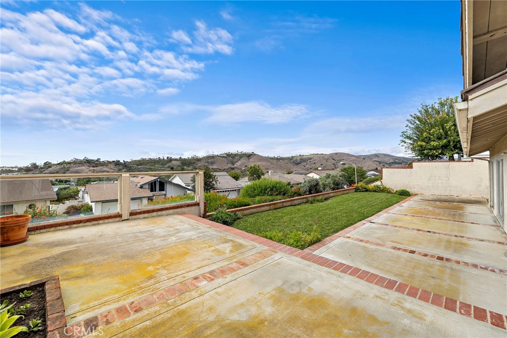 315 Calle Fiesta, San Clemente CA 92672 - photo 18