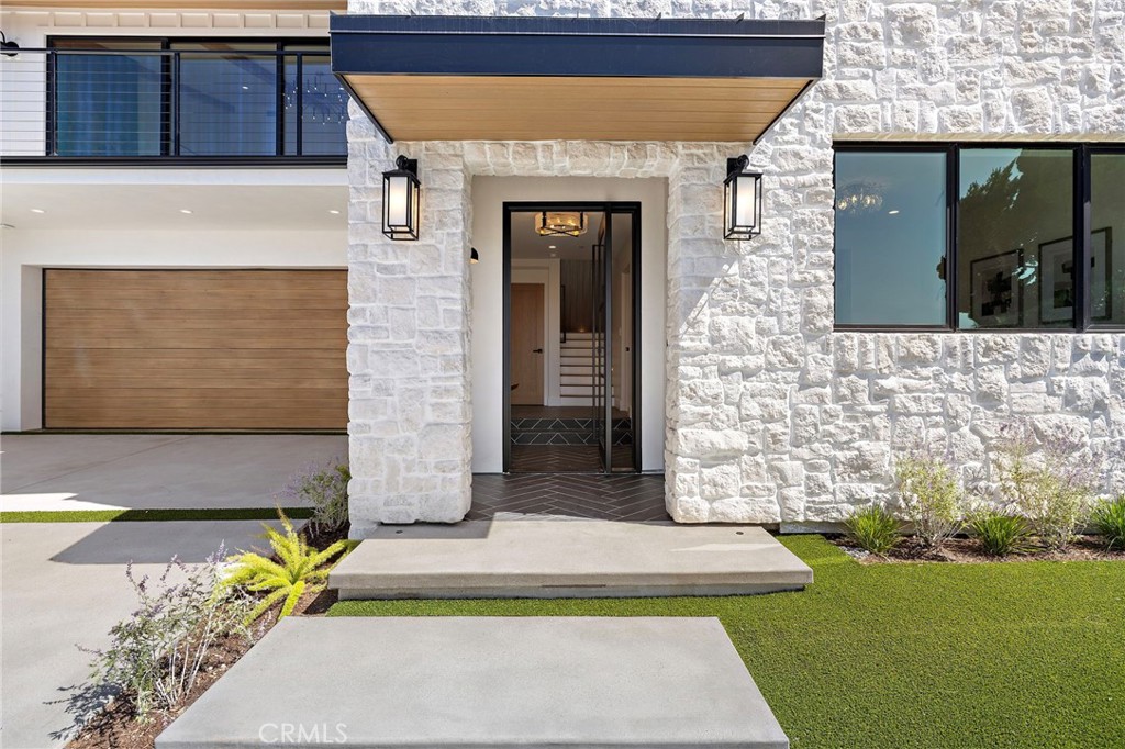 Entry - 318 Avenida Costanso, San Clemente CA 92672 - photo 3