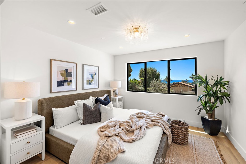 Casita Bedroom - 318 Avenida Costanso, San Clemente CA 92672 - photo 6