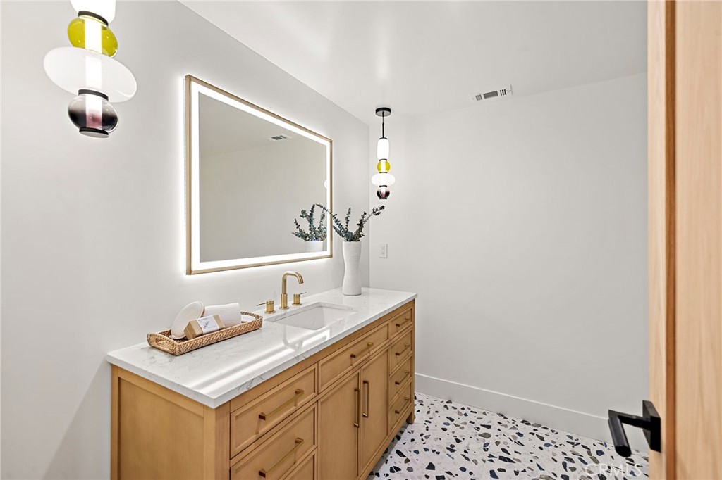 Casita Bathroom - 318 Avenida Costanso, San Clemente CA 92672 - photo 10