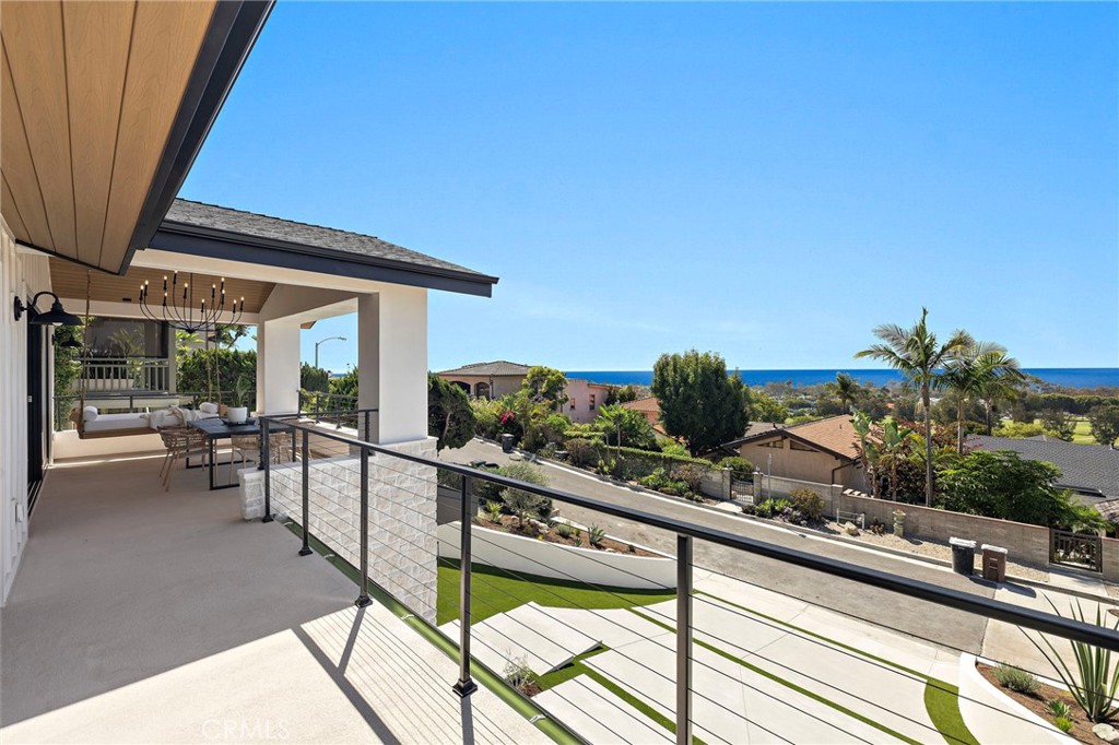 Deck space off Living Room - 318 Avenida Costanso, San Clemente CA 92672 - photo 19