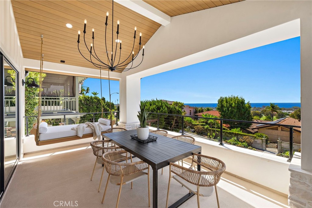 West facing covered patio off dining area - 318 Avenida Costanso, San Clemente CA 92672 - photo 27
