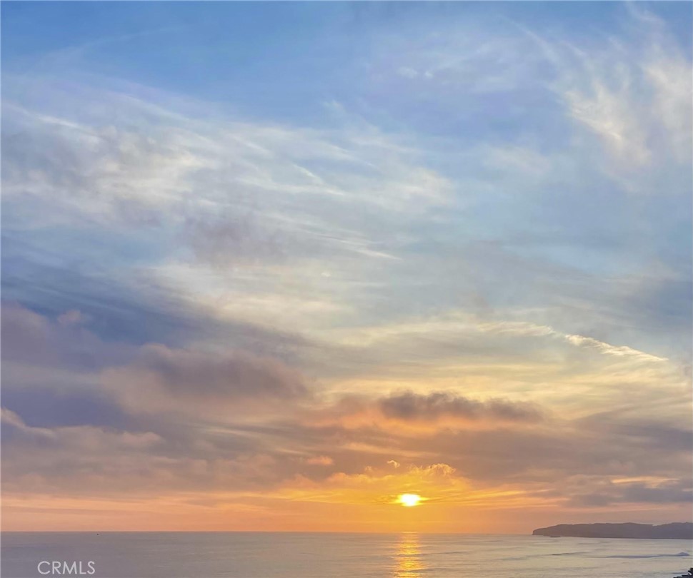 Sunset from bluff area Colony Cove - 320 Camino San Clemente, San Clemente CA 92672 - photo 3